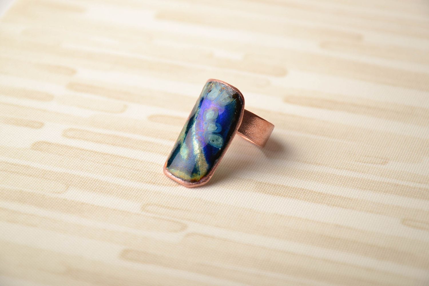 Handmade copper ring painted with enamel photo 1