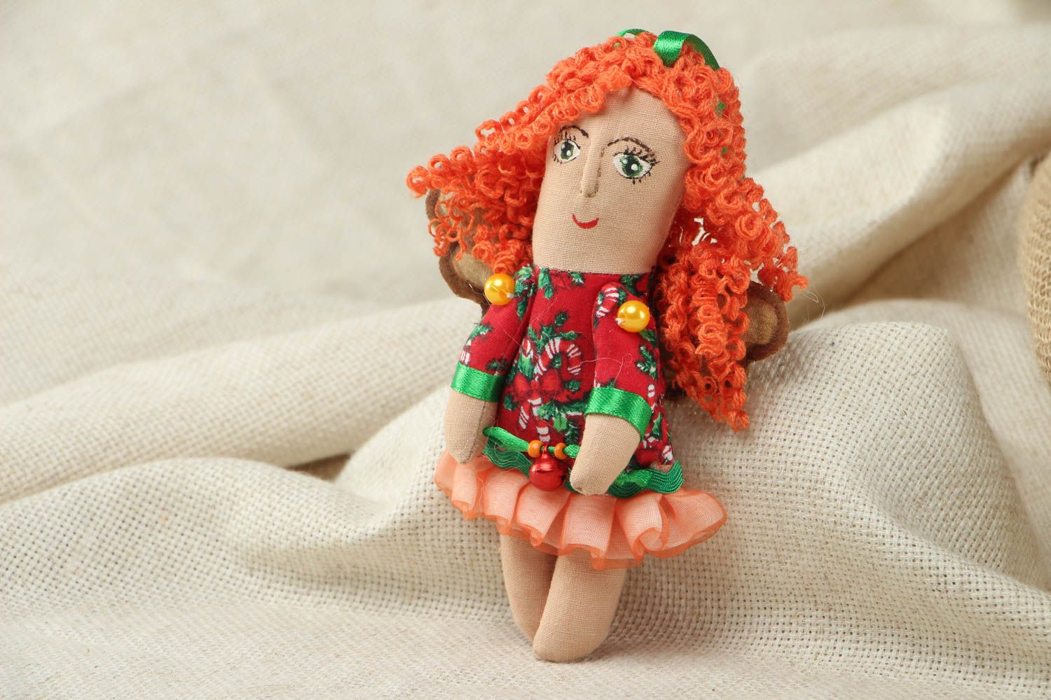Petite poupée en toile de coton Ange avec ailes de café photo 1
