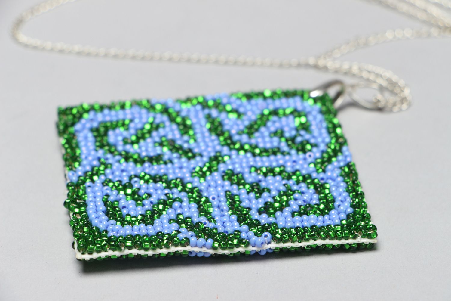 Handmade beaded pendant on plastic basis Celtic Ornament photo 3