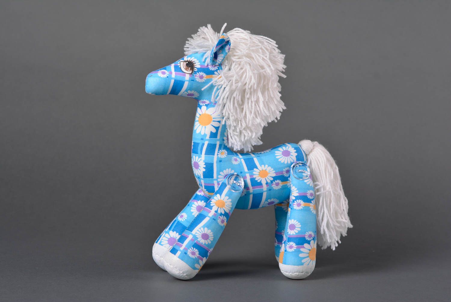 Handmade Kleinkinder Spielzeug Geschenk für Kinder Haus Deko Pferd schön grell foto 1