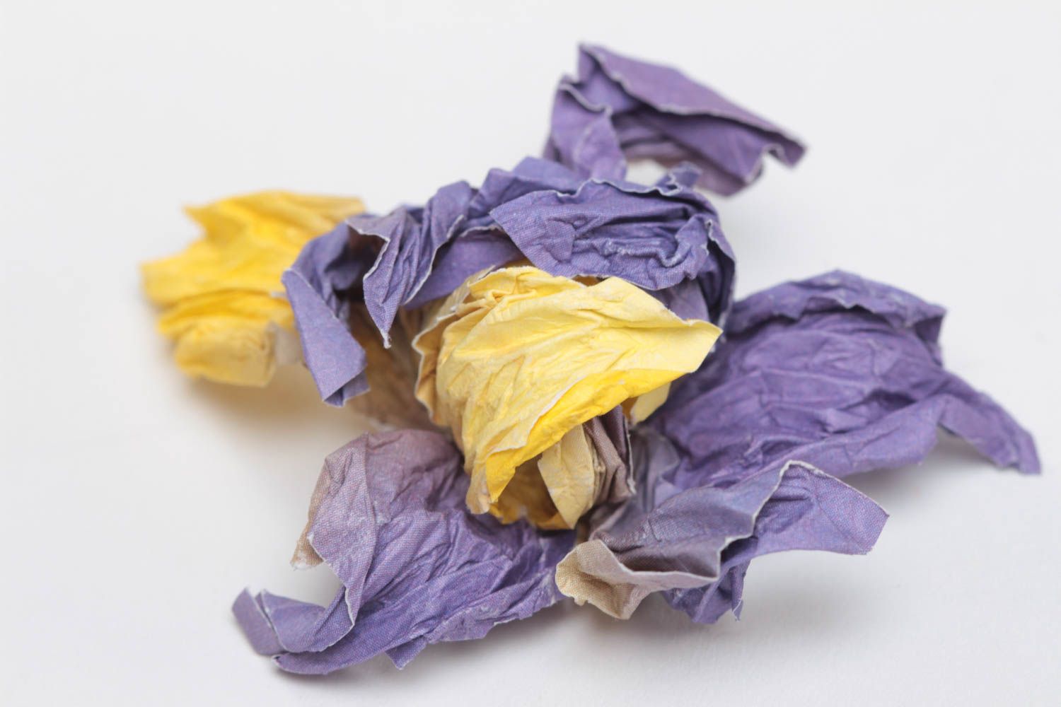 Fleur en papier pour scrapbooking faite main décorative peinte couleur violette photo 2