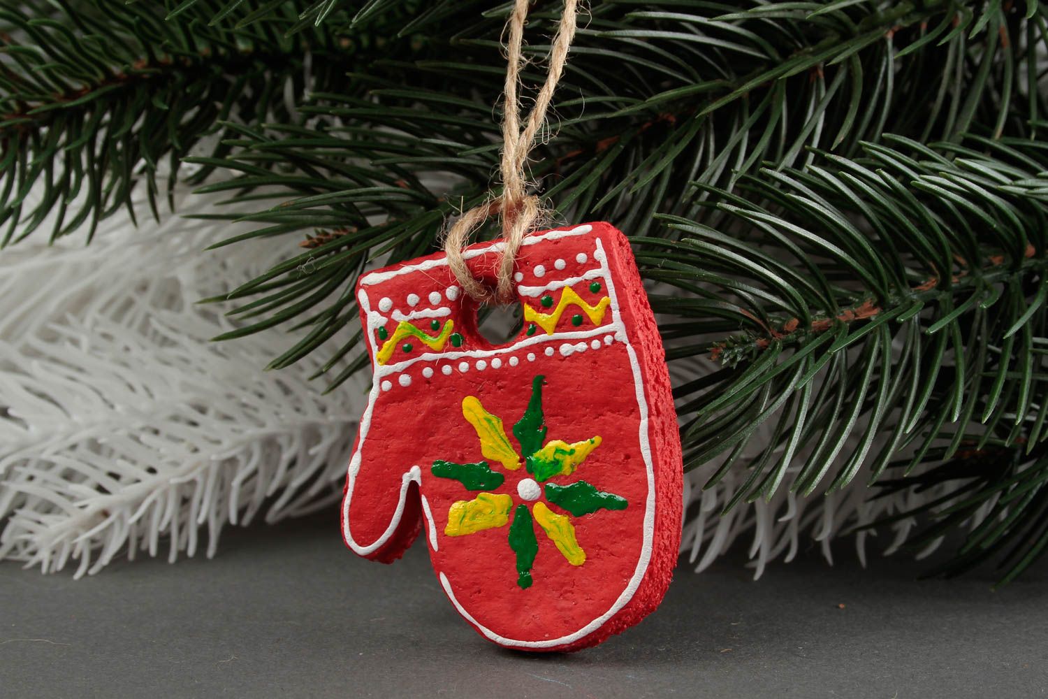 Jouet Noël fait main Suspension décorative moufle rouge Cadeau original photo 1