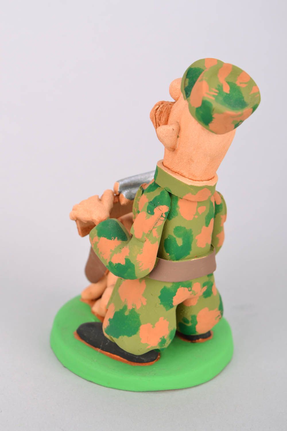 Clay figurine Hunter with a Dog photo 5
