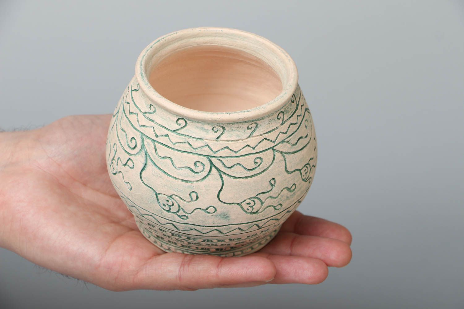 Gros pot en céramique fait main photo 4