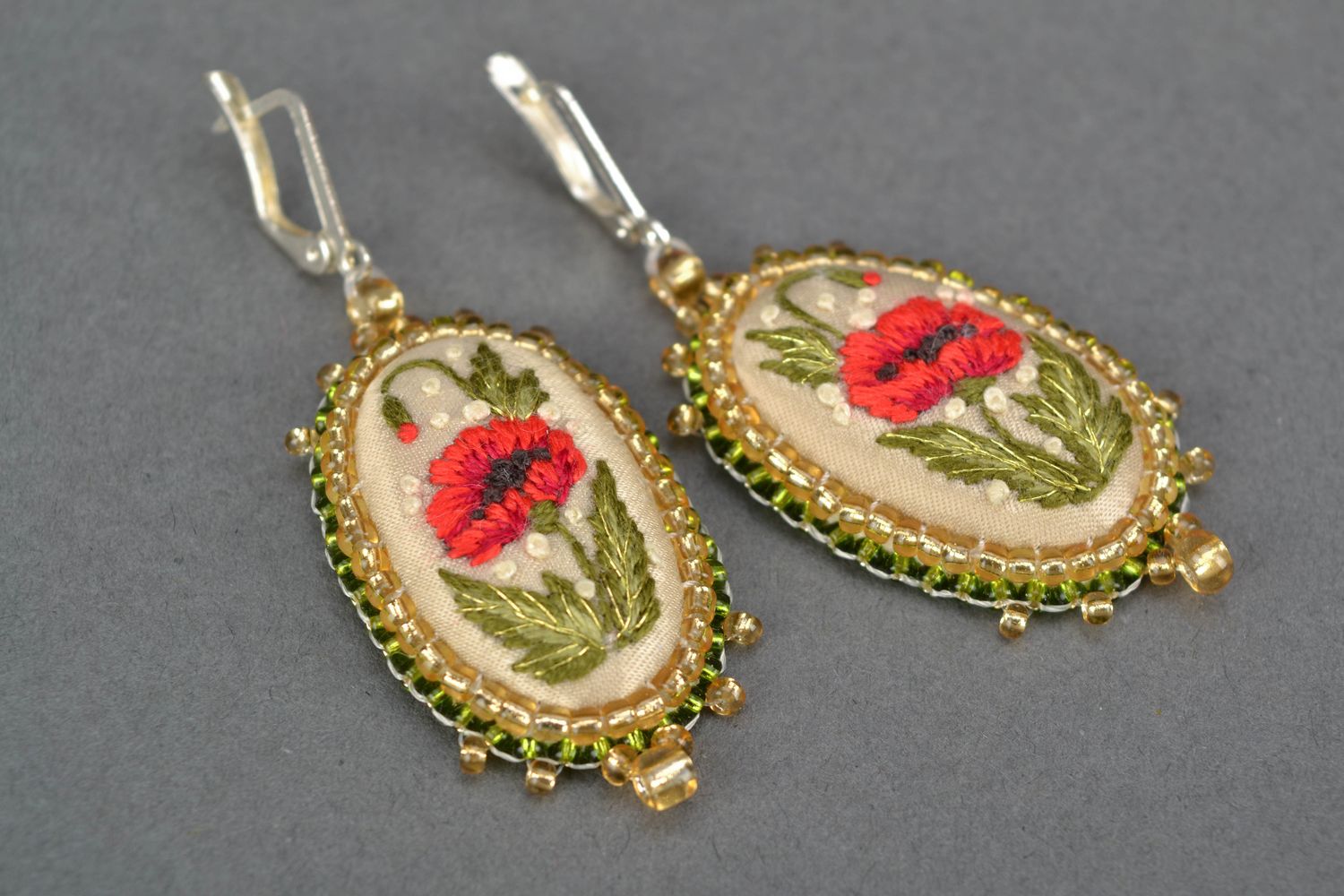 Earrings with embroidered poppies photo 4