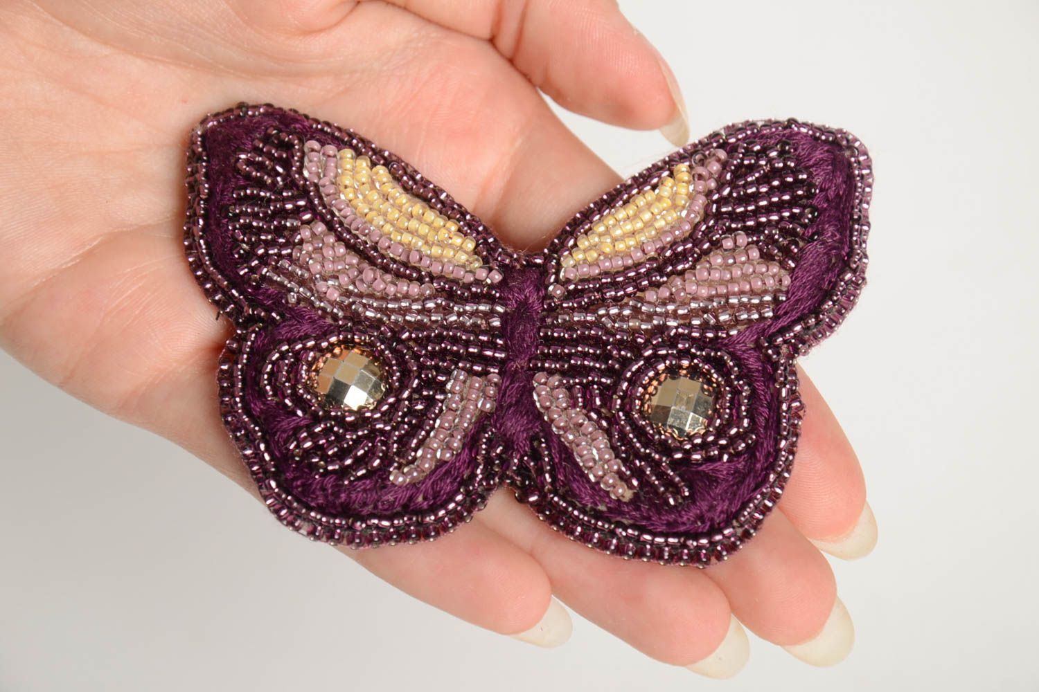 Handmade butterfly brooch unusual feminine brooch stylish beaded accessory photo 2