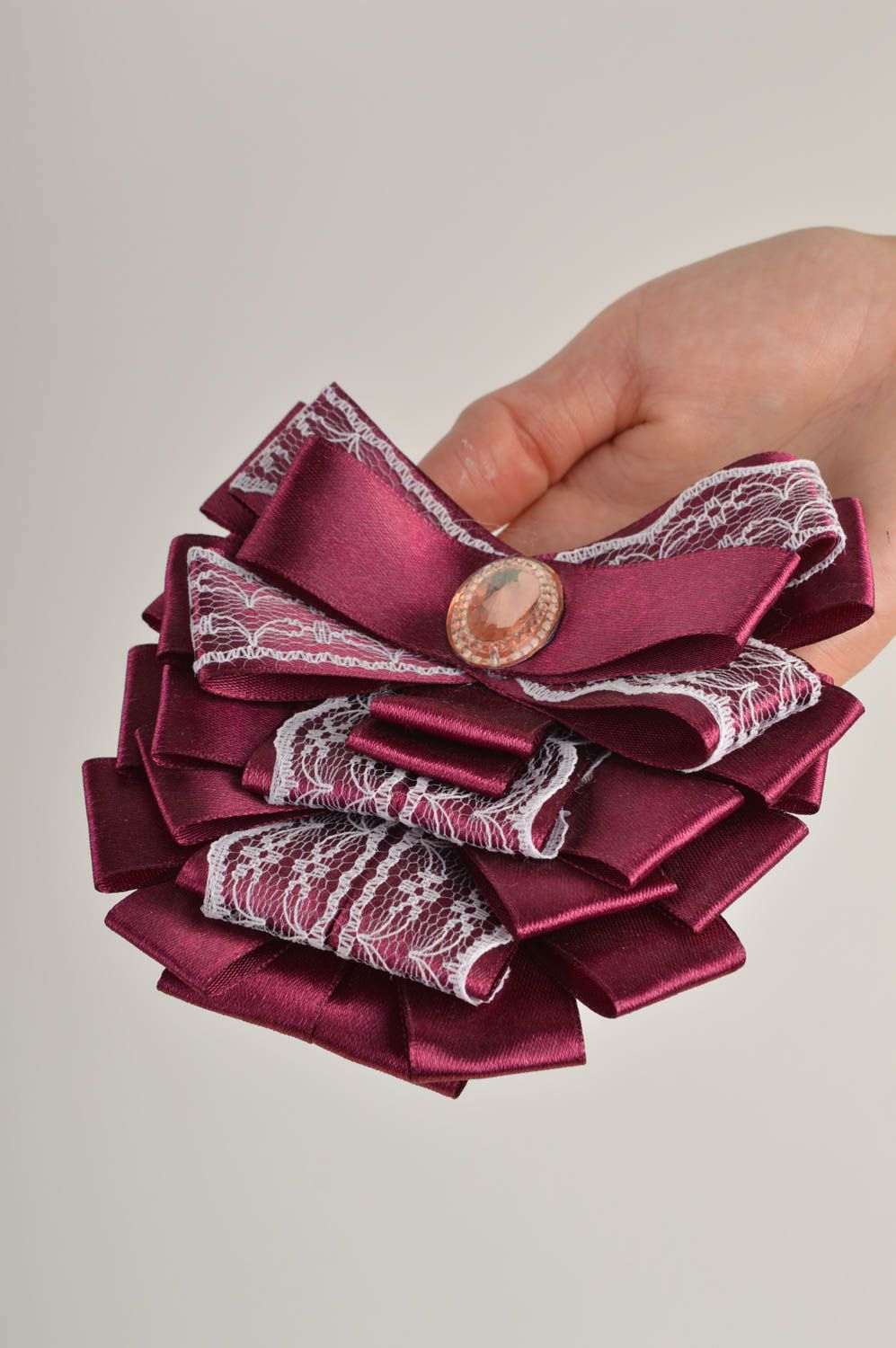 Женский галстук ручной работы брошь-галстук фиолетовая брошь-жабо роскошная фото 2