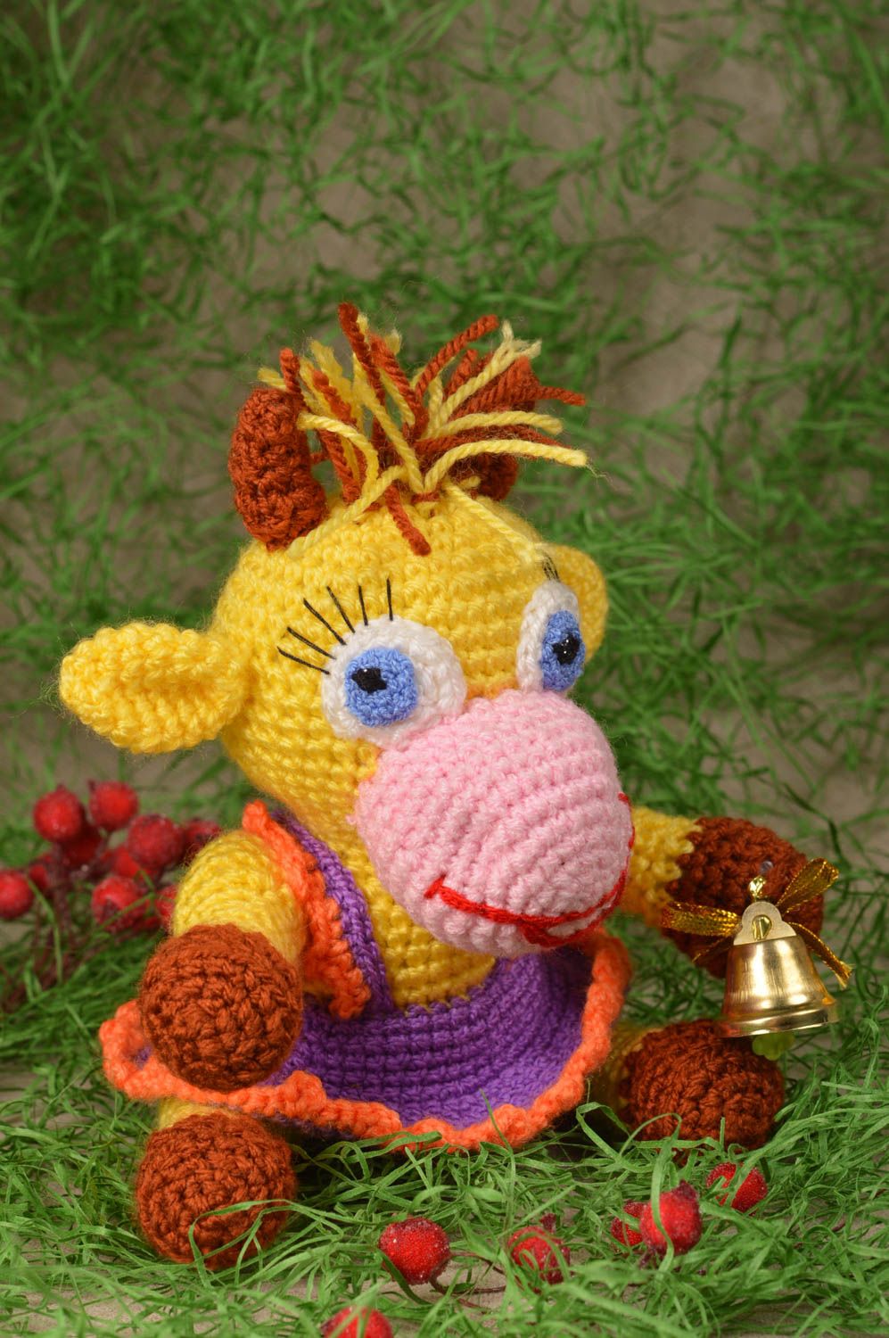 Juguete artesanal tejido peluche para niños regalo original Vaquita amarilla foto 1