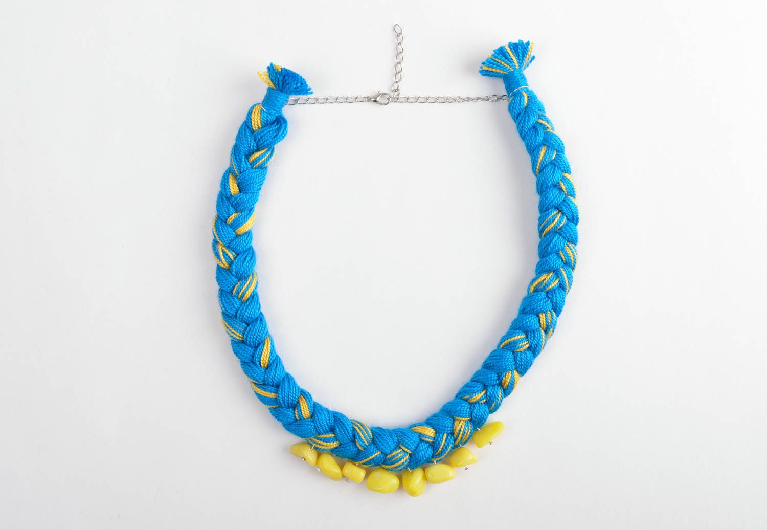 Collier textile Bijou fait main bleu et jaune tresse Accessoire femme en fils photo 2
