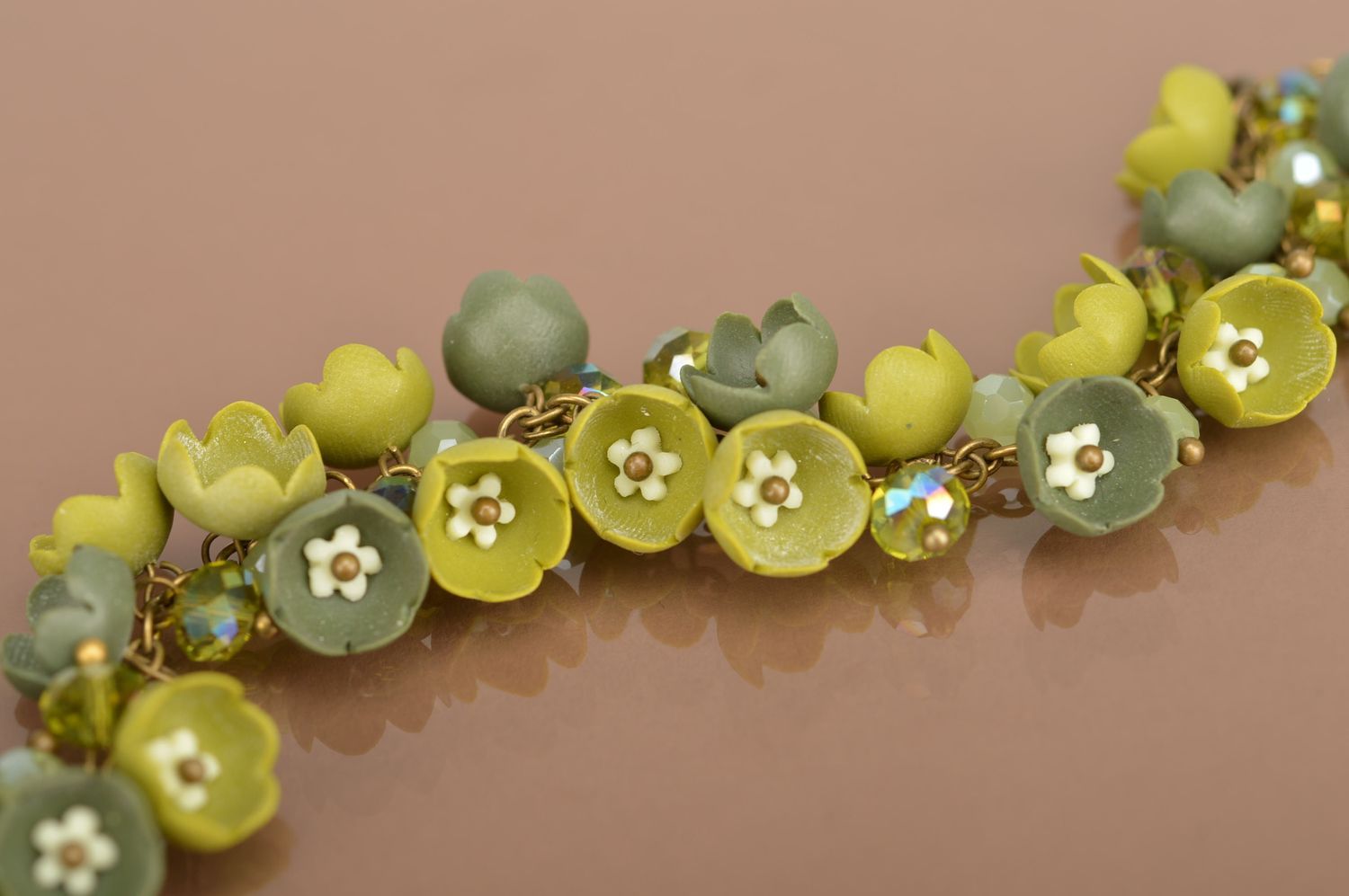 Handmade set of jewelry green cute accessories green earrings and bracelet photo 3