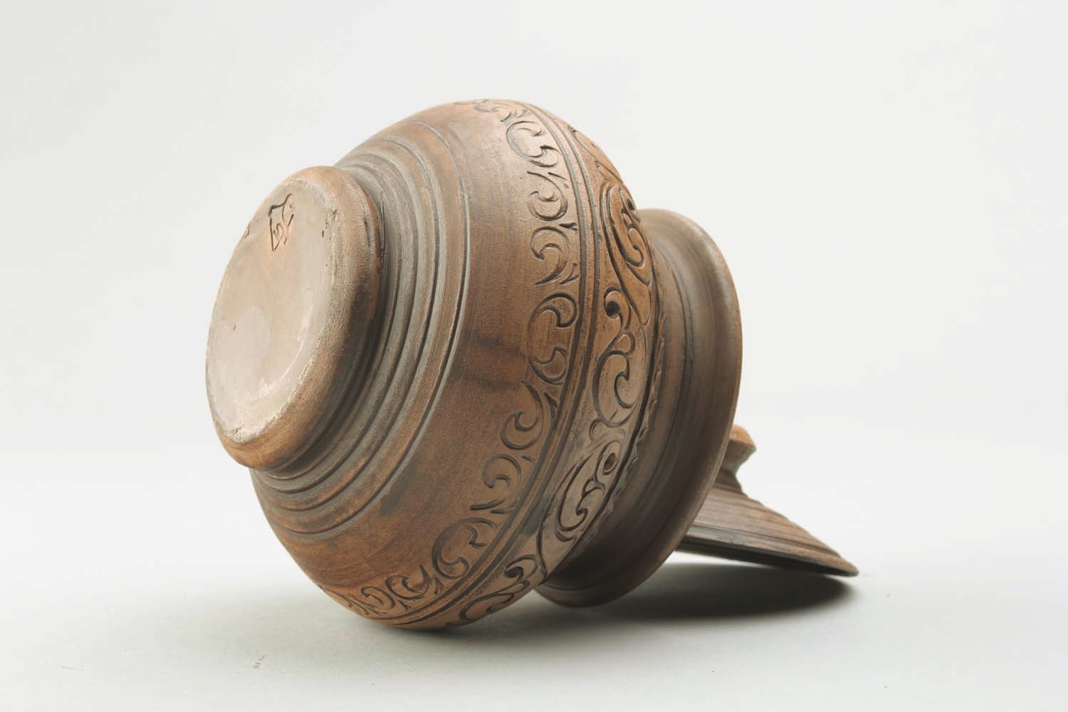 Handgemachter beige Topf aus Keramik foto 4