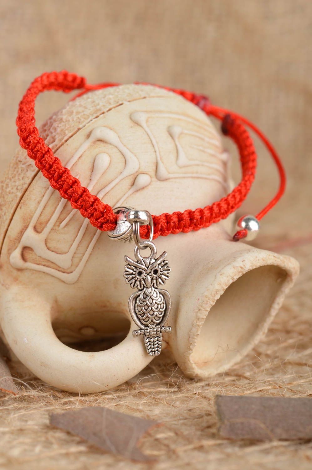 Red handmade thread bracelet cool string bracelet fashion accessories for girls photo 1
