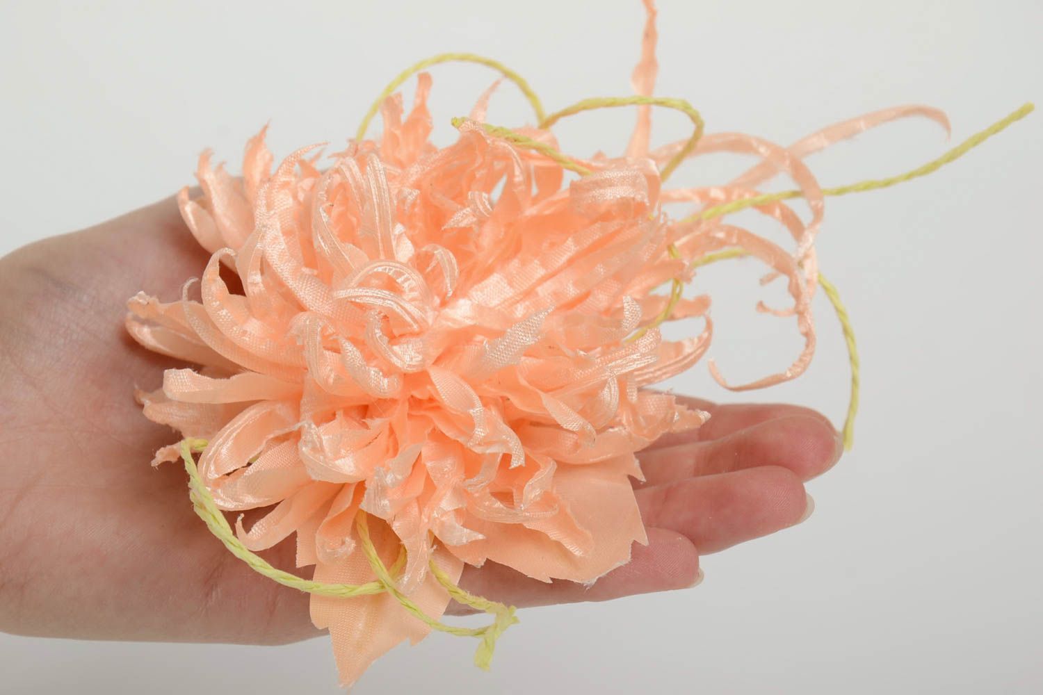 Handmade hair clip brooch with volume satin ribbon flower of peach color photo 4