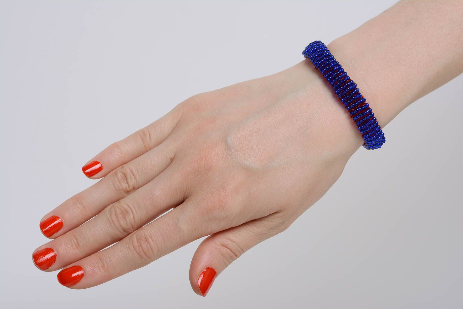 Handmade everyday beaded bracelet two-colored red and blue accessory for women photo 4