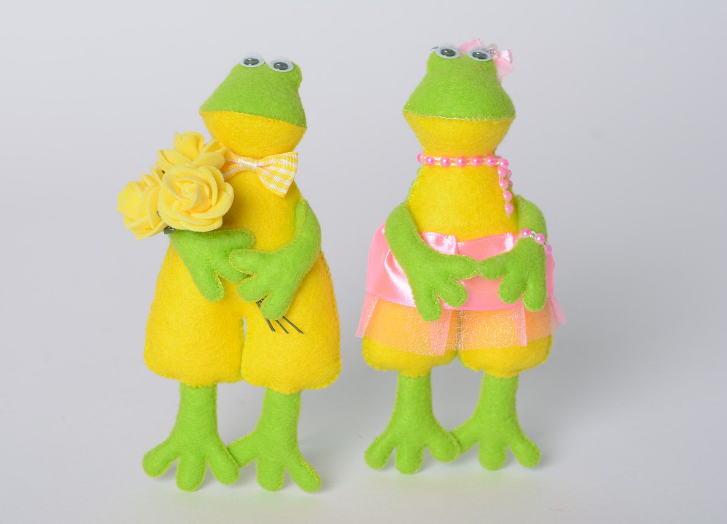 Handmade small designer soft toy frog yellow-green set of 2 pieces present for baby photo 1