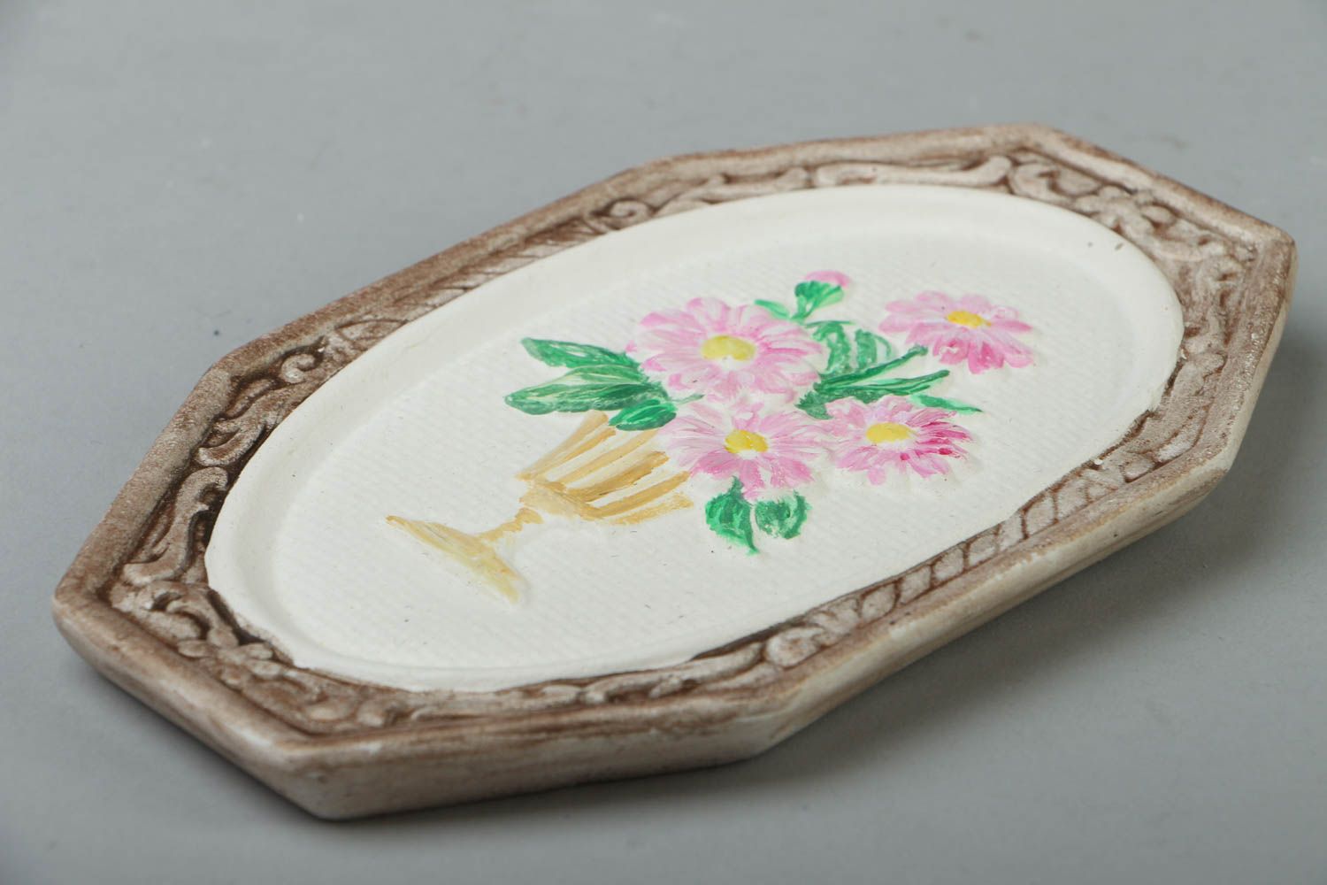 Bas-relief en plâtre ovale Vase avec fleurs fait main photo 2