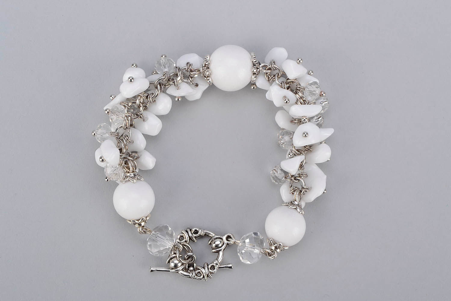 Bracelet with white agate and crystal photo 3