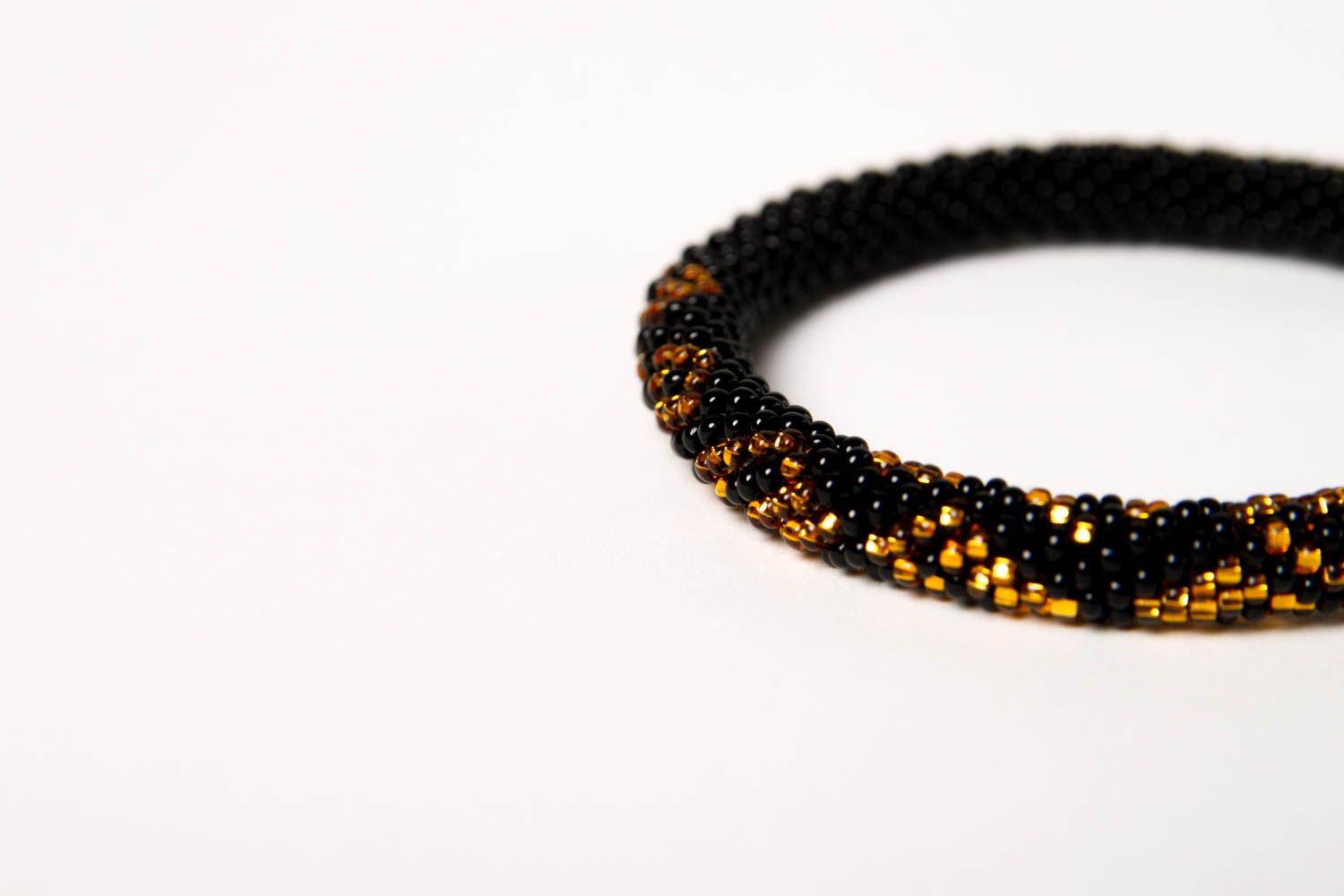 Bracelet perles rocaille Bijou fait main noir et or Accessoire femme cadeau photo 5