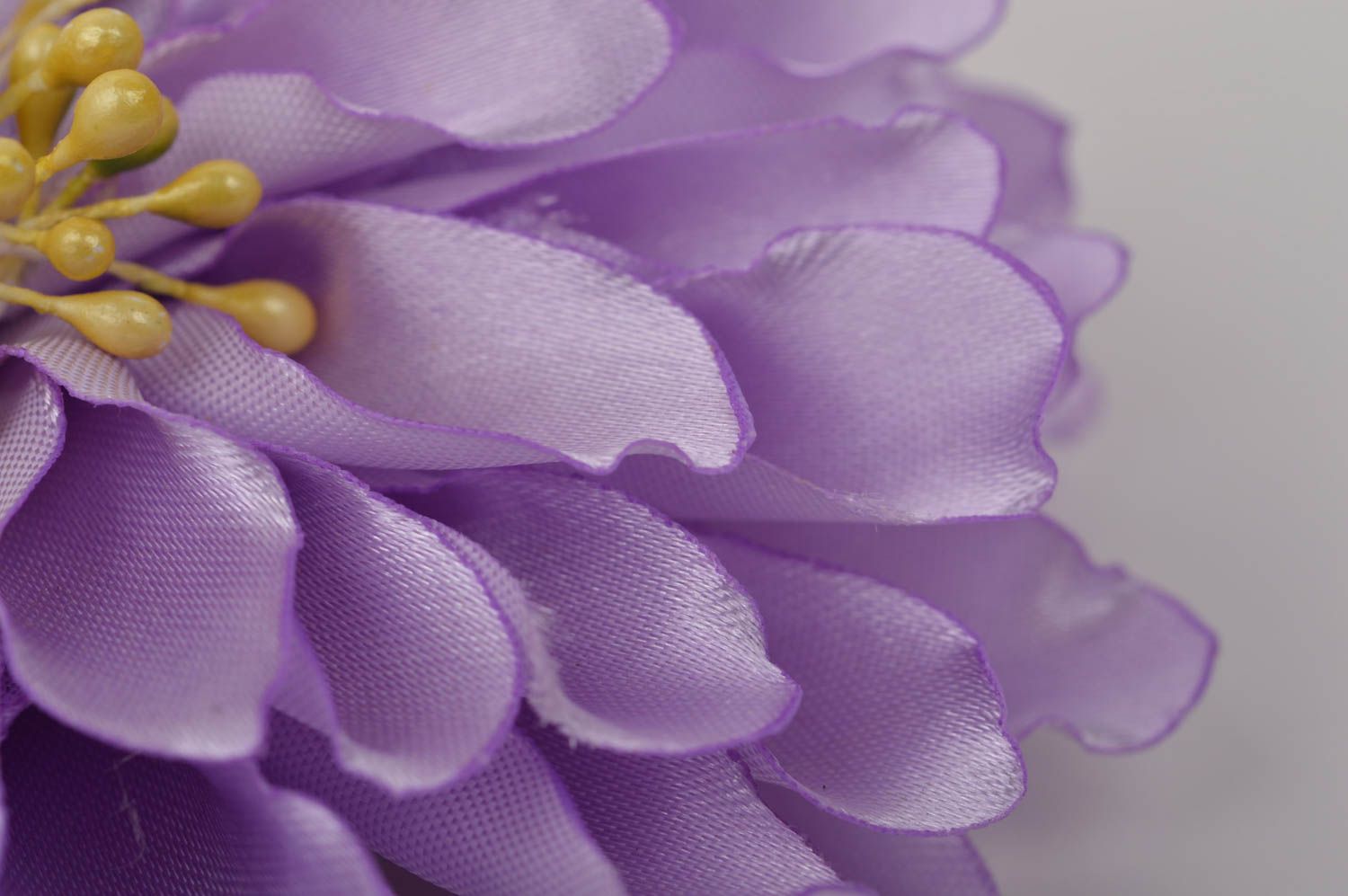Broche Barrette fleur faite main grande en satin Cadeau pour femme Dahlia mauve photo 5