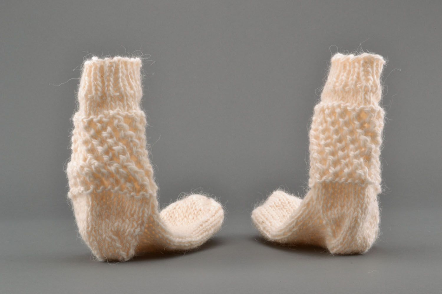 Handmade woolen socks photo 4