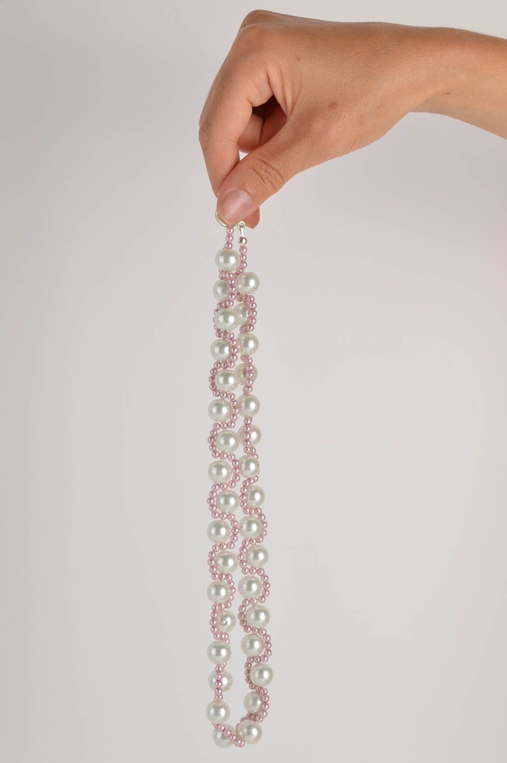 Колье из бусин украшение ручной работы ожерелье из бисера и бусин нежное фото 5