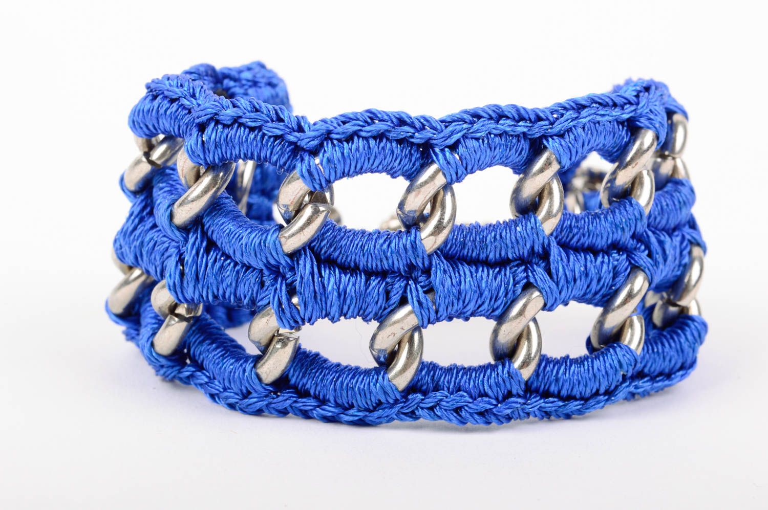 Handmade blaues Armband Designer Schmuck Accessoires für Frauen gehäkelt grell foto 1