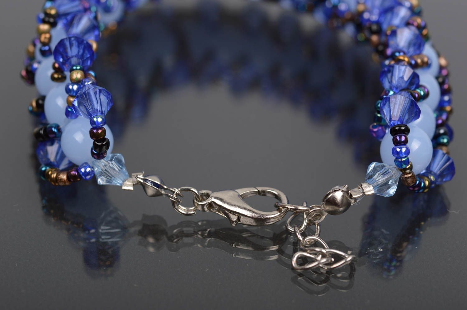 Bracelet tendance Bijou fait main bleu en perles de rocaille Cadeau femme photo 3