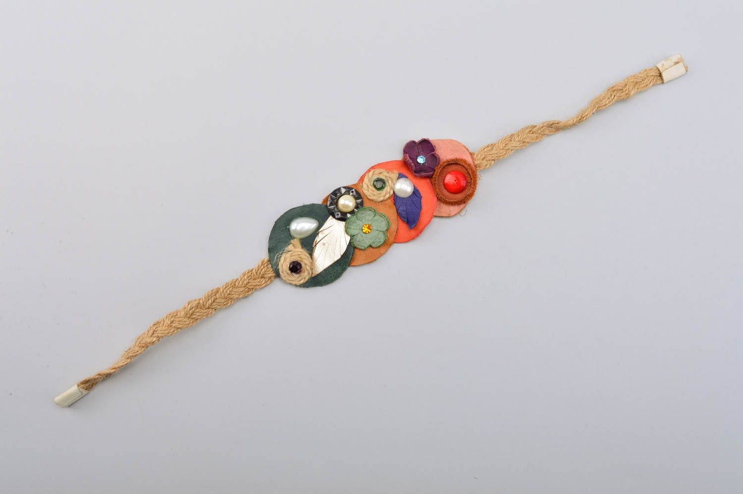 Breites Armband handgemacht Schmuck für Frauen Leder Accessoire bunt stilvoll foto 3