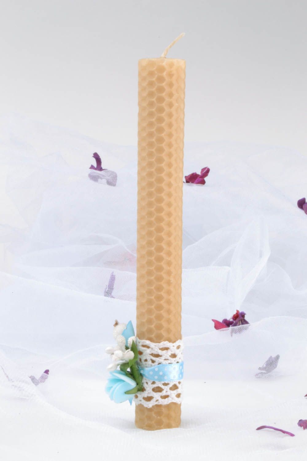 Beautiful beeswax candle photo 5