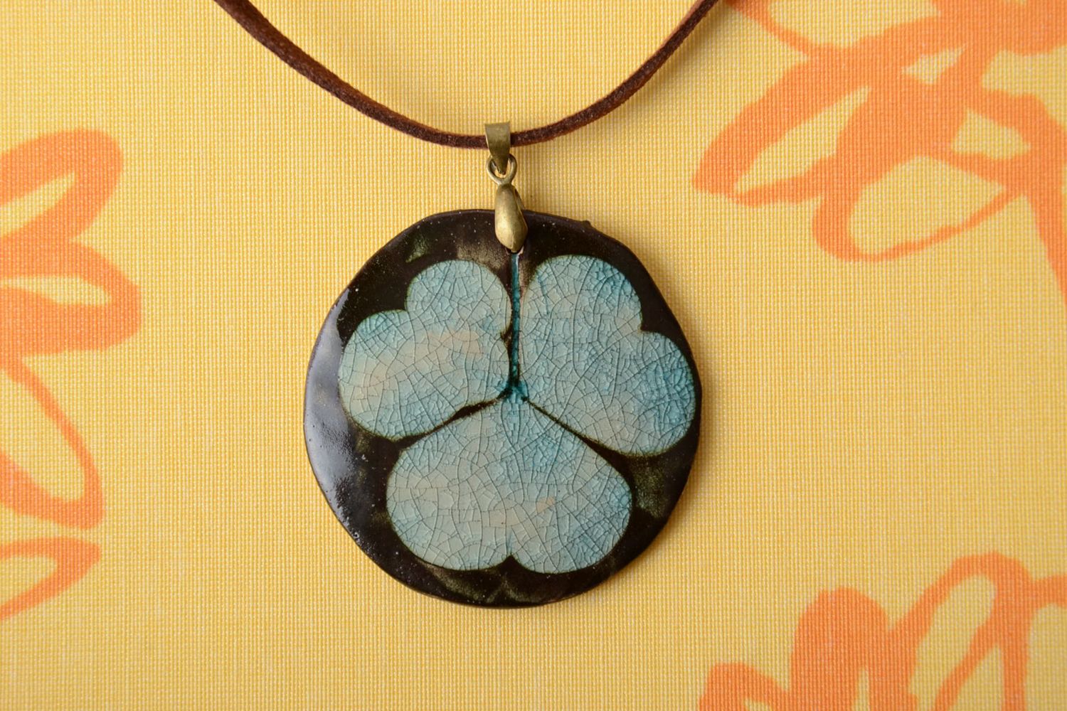 Ceramic pendant painted with enamels photo 1