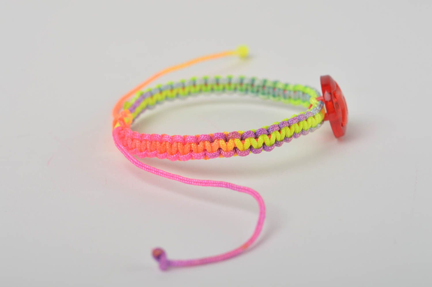 Браслет ручной работы браслет из шнурков плетеный браслет разноцветный фото 4
