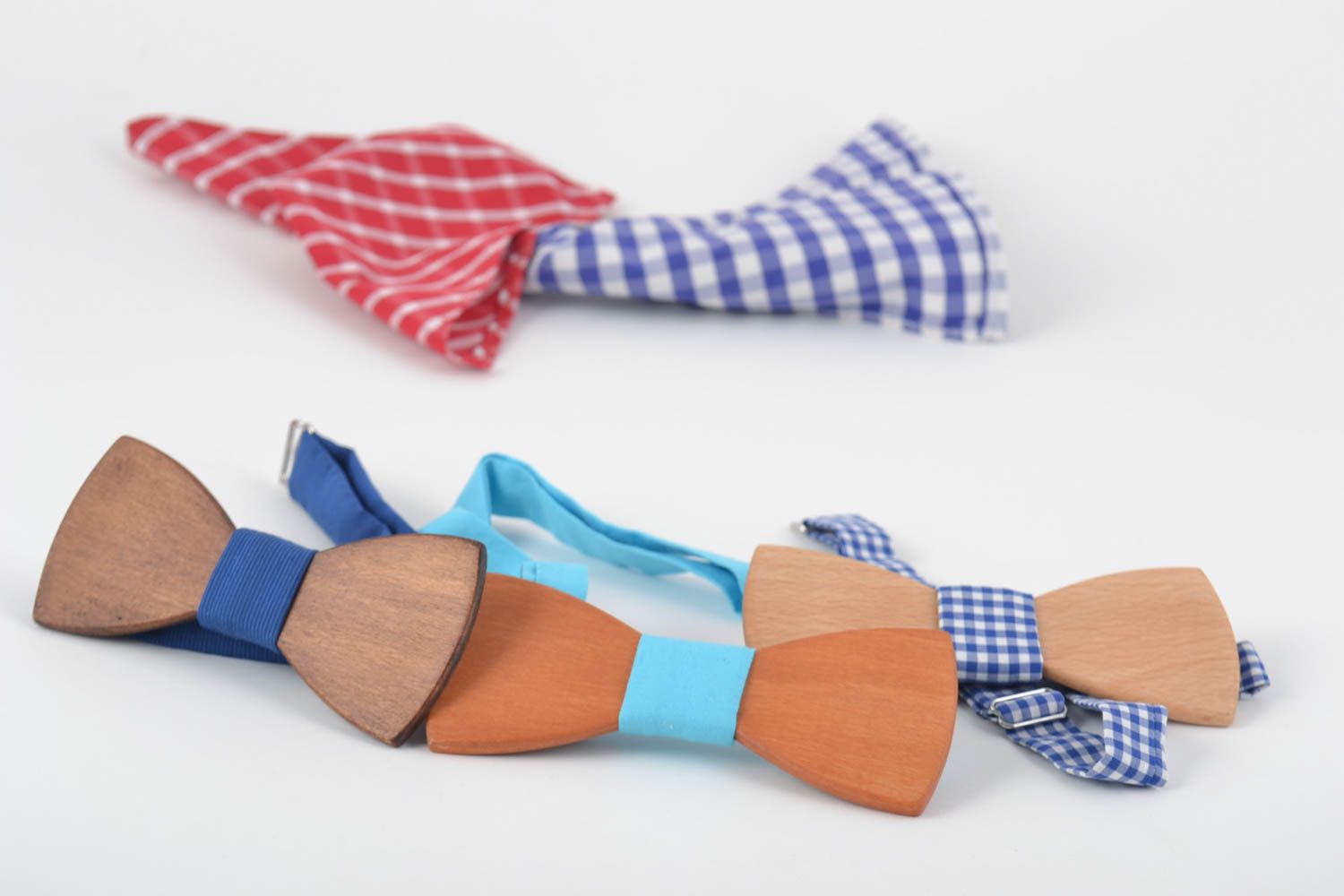 Set of 3 wooden bow ties with fabric straps designer unisex accessories photo 1