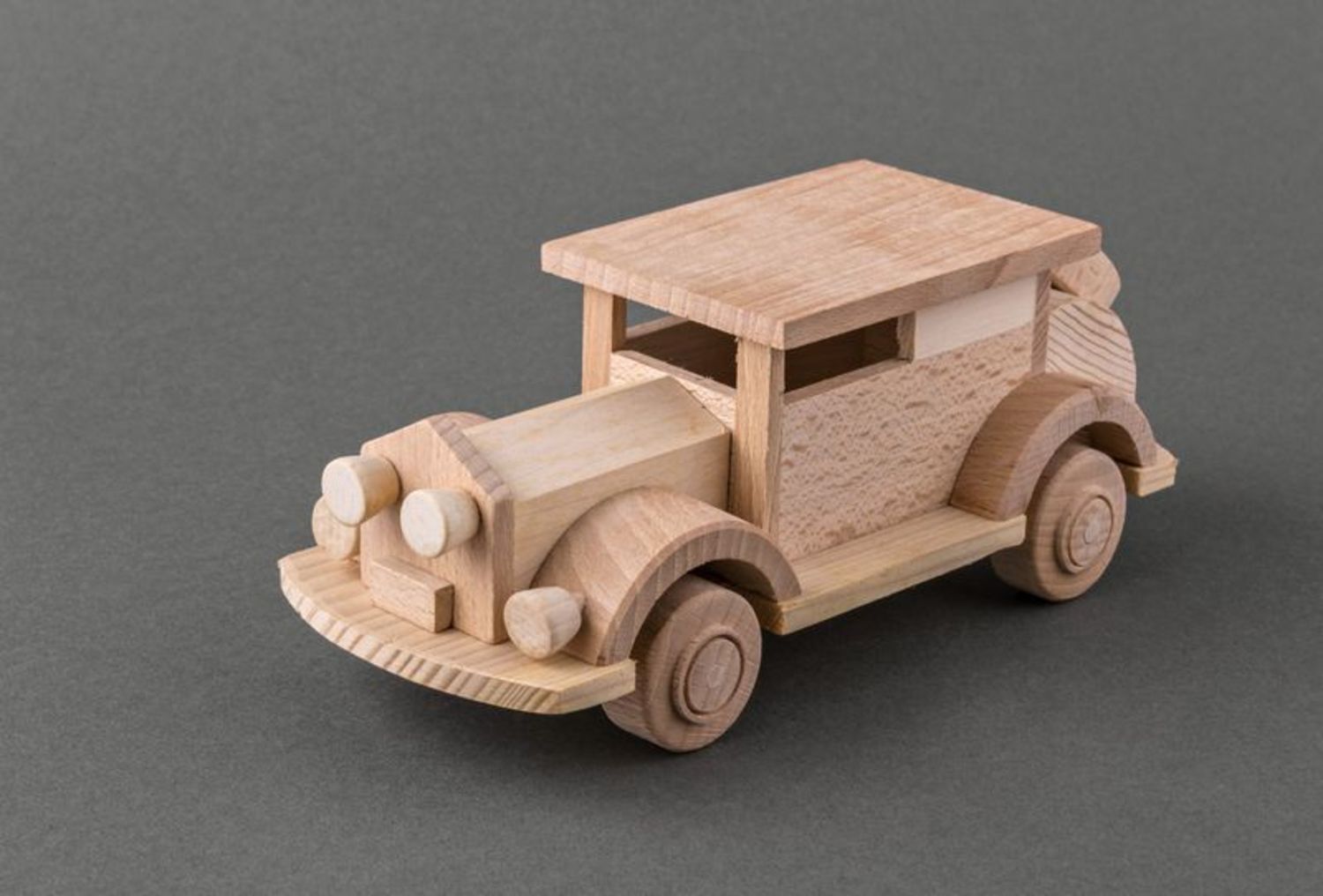 Handmade wooden toy retro car photo 4