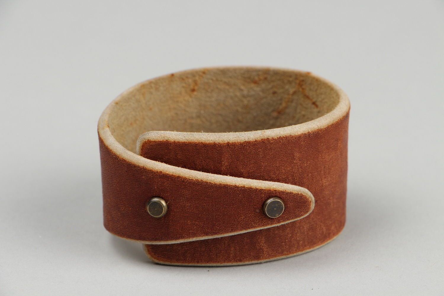 Leather handmade bracelet  photo 3