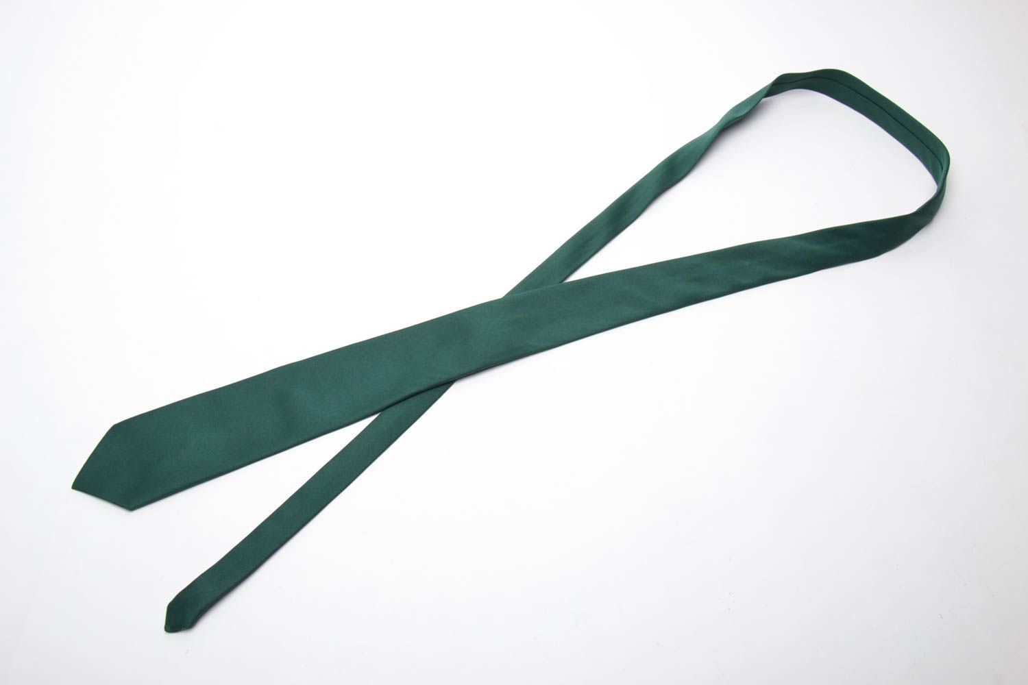 Cravatta d'autore fatta a mano accessorio originale verde di stoffa da uomo
 foto 4
