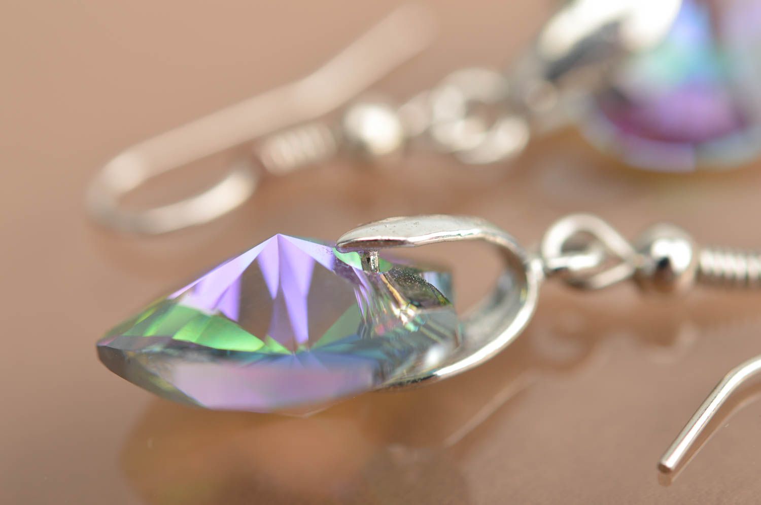 Boucles d'oreilles pendantes cœurs en cristaux autrichiens faites main photo 4