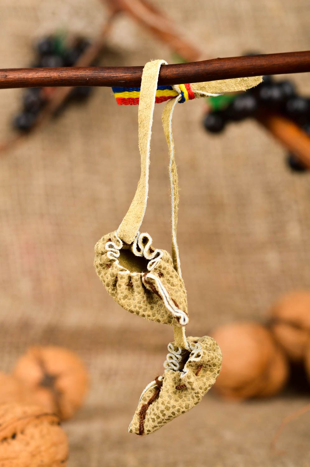 Llavero de cuero hecho a mano accesorio decorativo regalo original para amigo foto 1