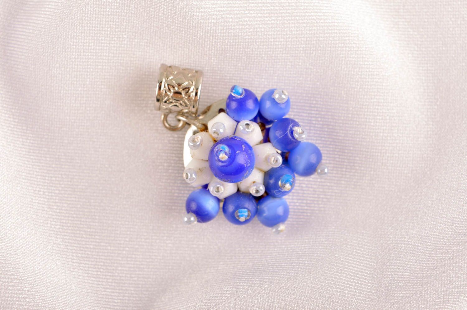 Handmade jewelry beaded jewelry pendant necklace designer accessories gift ideas photo 1
