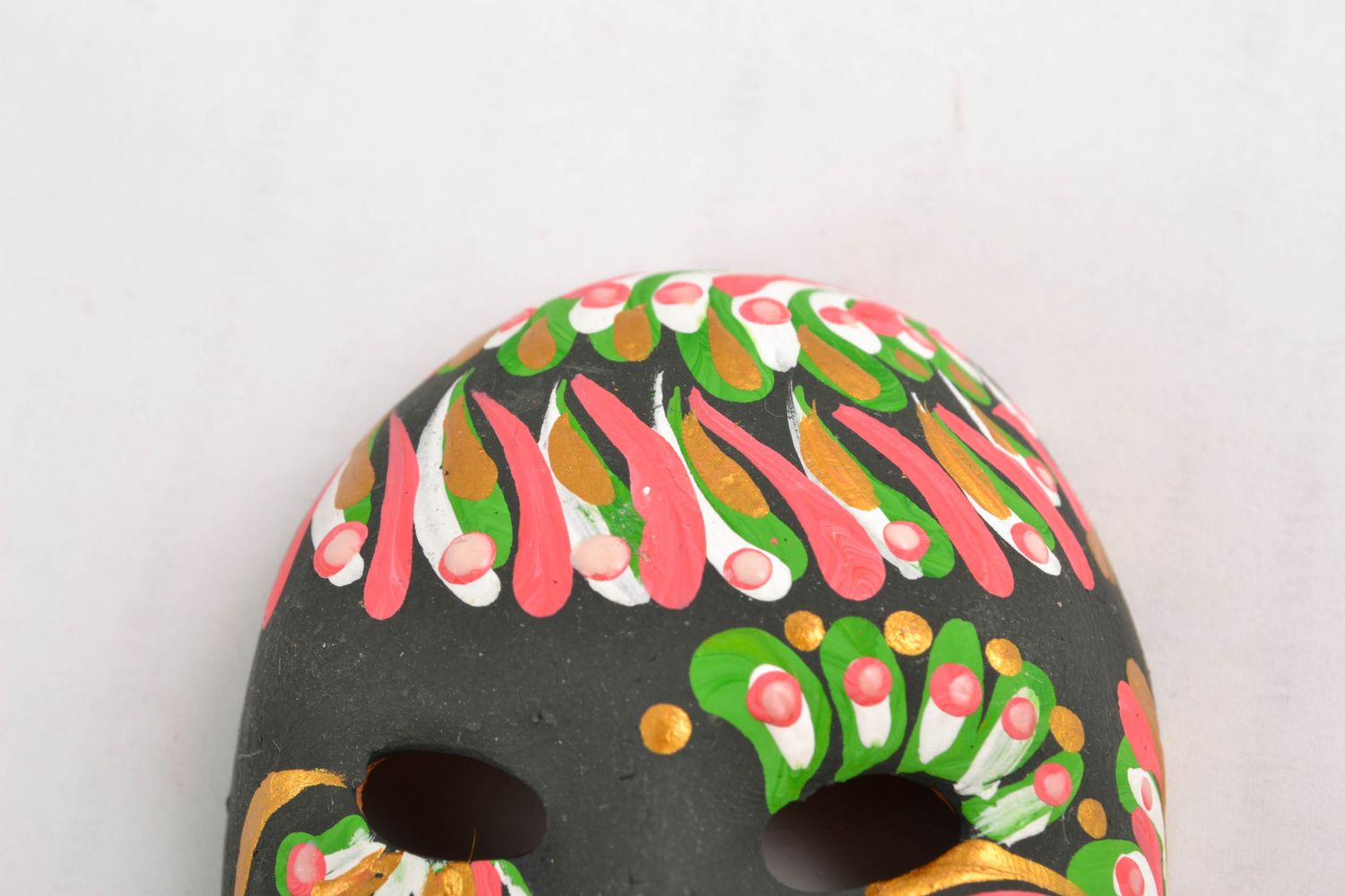 Ceramic fridge magnet carnival mask photo 3