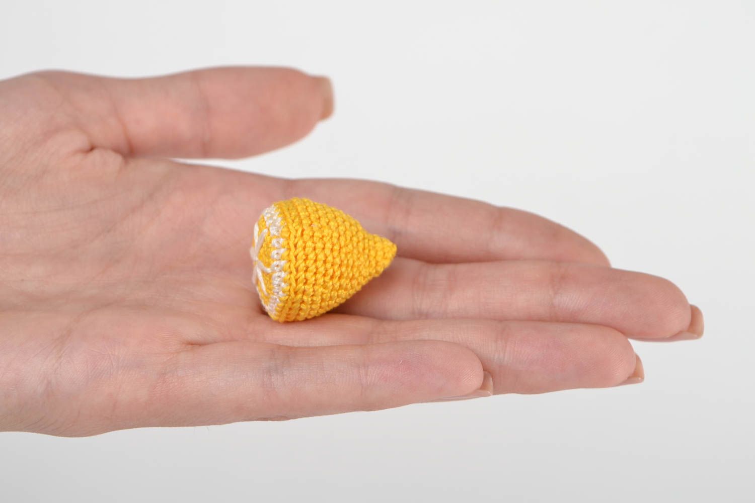 Handmade gehäkeltes Obst Spielzeug für Babys Häkel Dekoration gelbe Zitrone  foto 2
