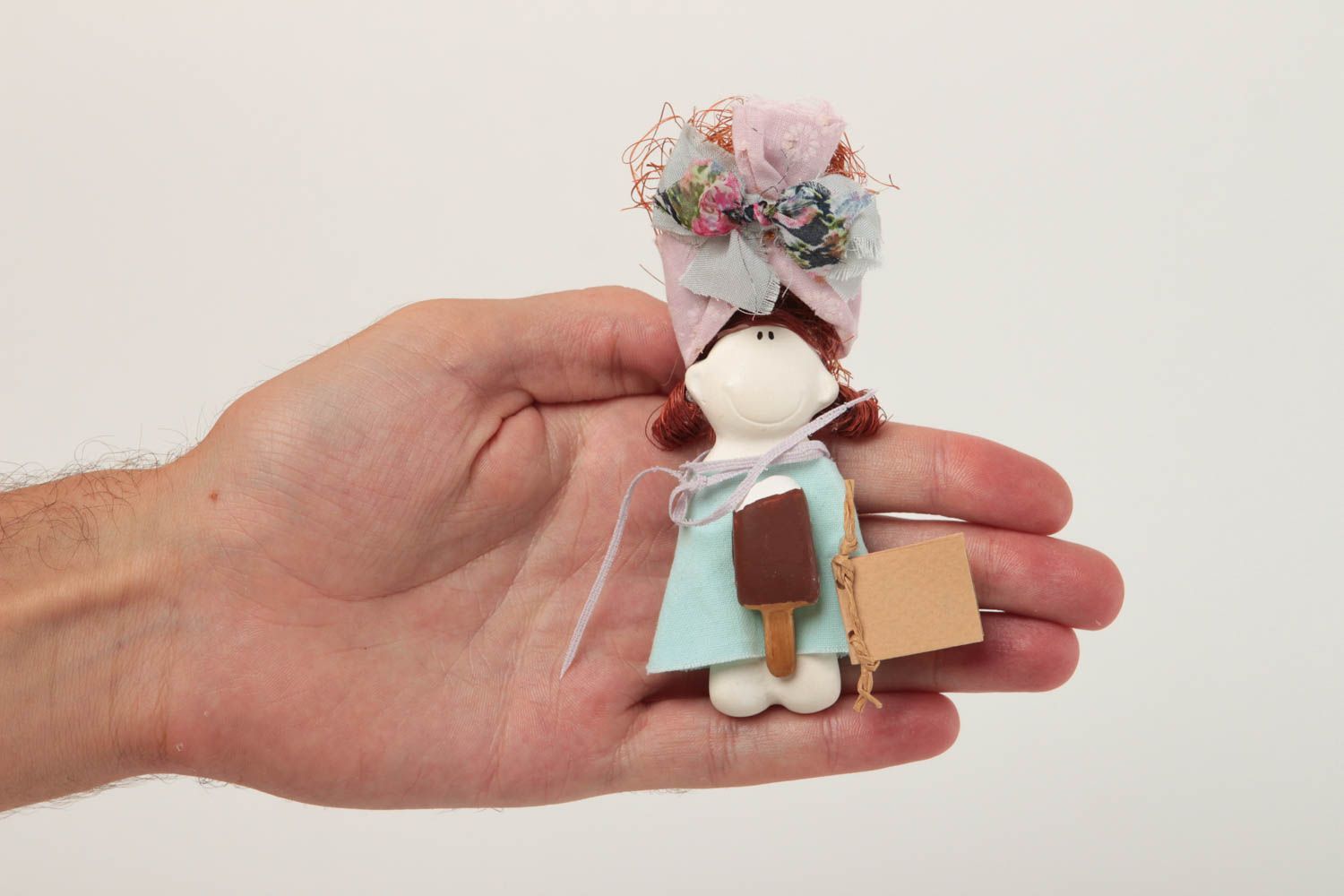 Handmade Designer Puppe Kühlschrank Magnet aus Gips Deko Accessoire Naschkatze foto 5