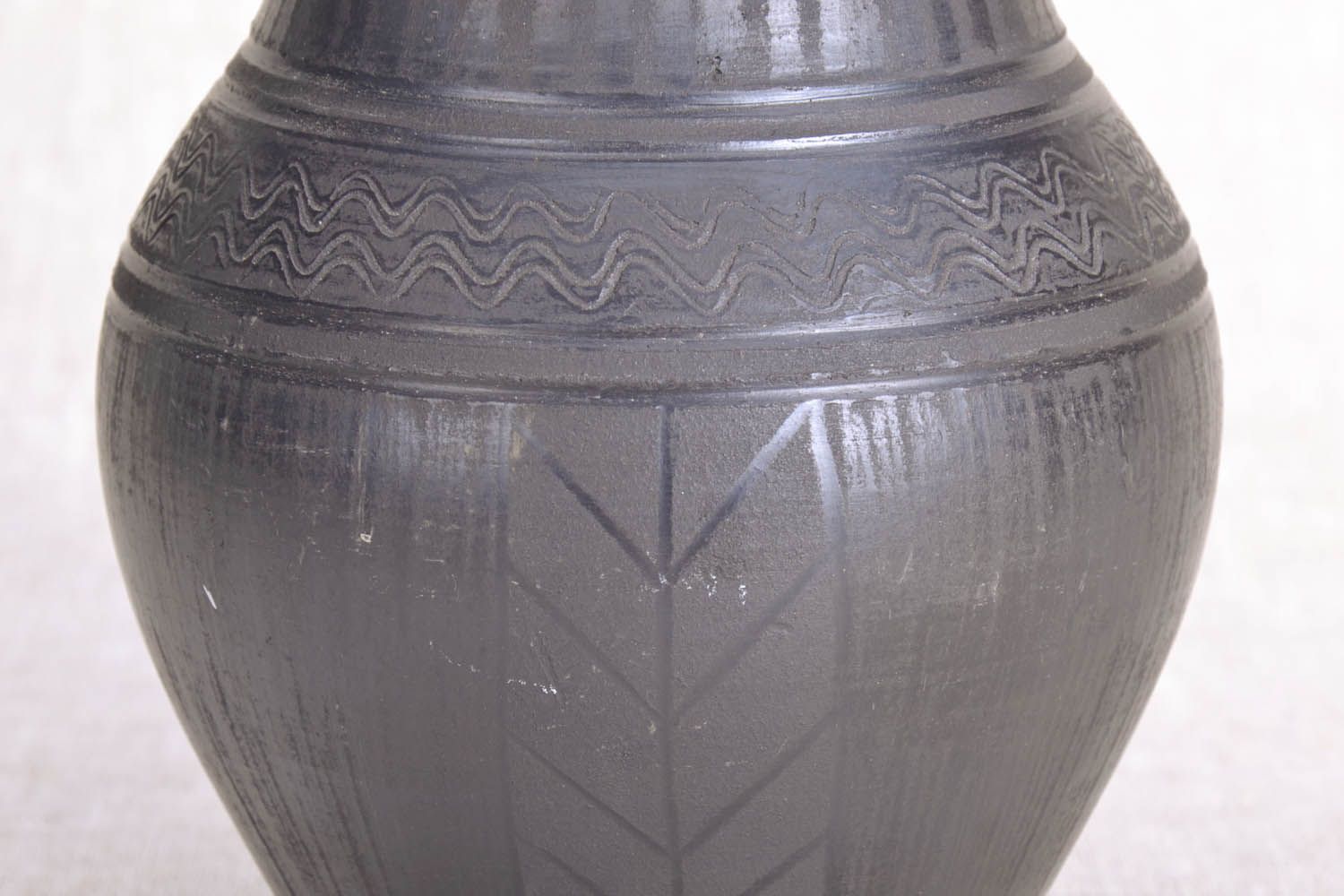 Jarro de argila com tampa feito à mão louça de cerâmica decorativa artesanal foto 4
