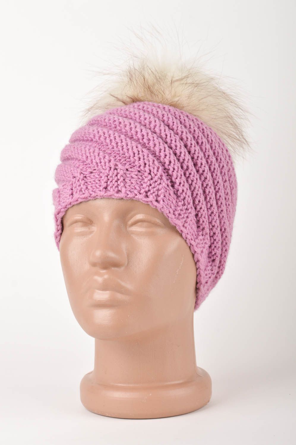 Bonnet tricot fait main Chapeau au crochet rose avec pompon Vêtement femme photo 1