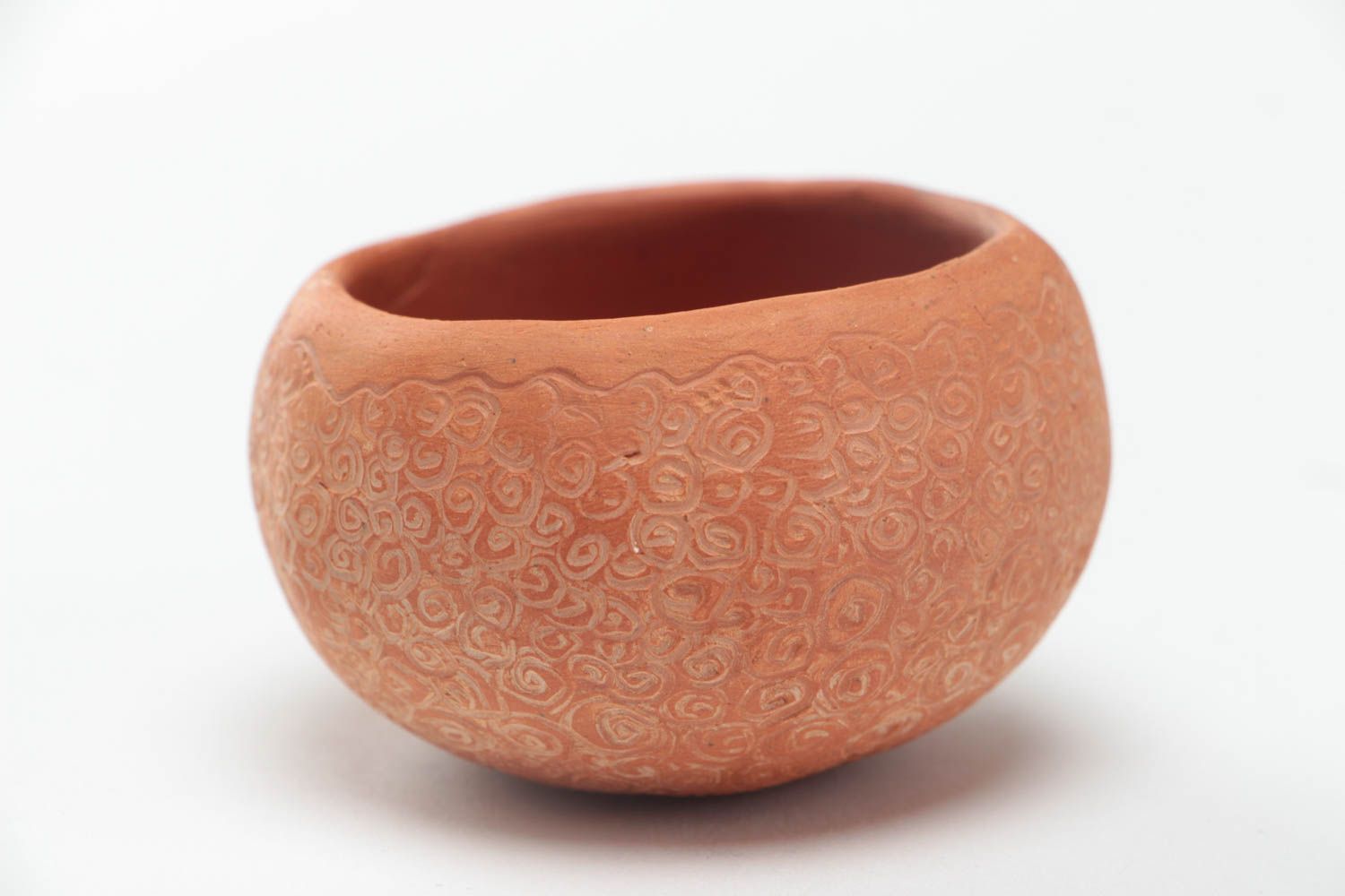 Große Keramik Salzdose in Braun in Form vom Napf schön mit Muster von Handarbeit foto 3