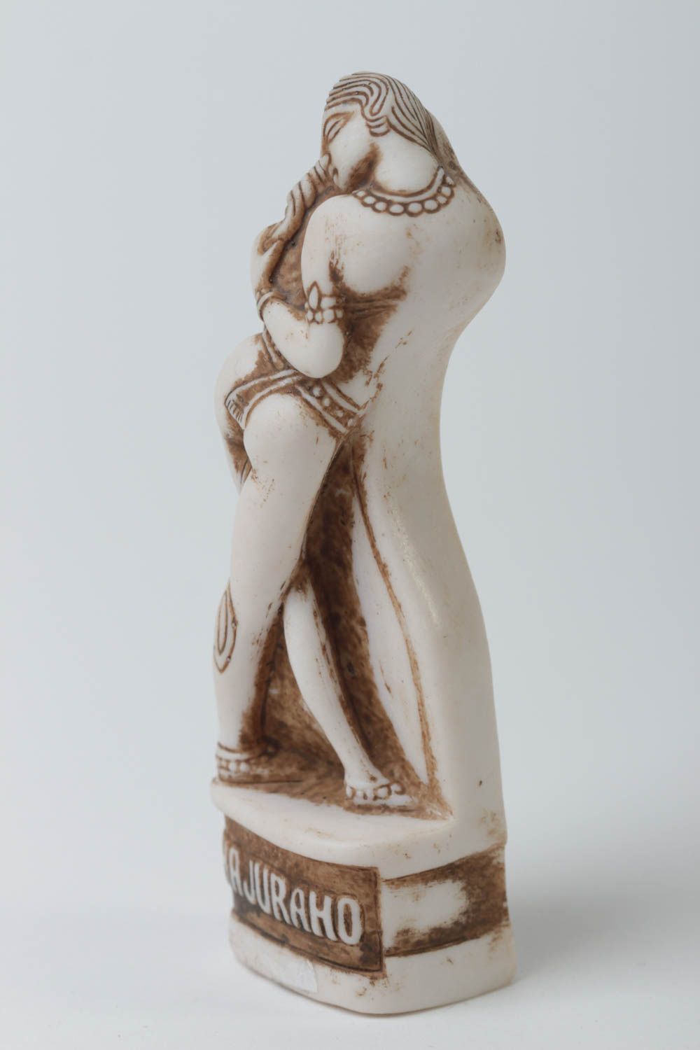 Авторская статуэтка из полимерной смолы сувенир ручной работы Каджурахо фото 4