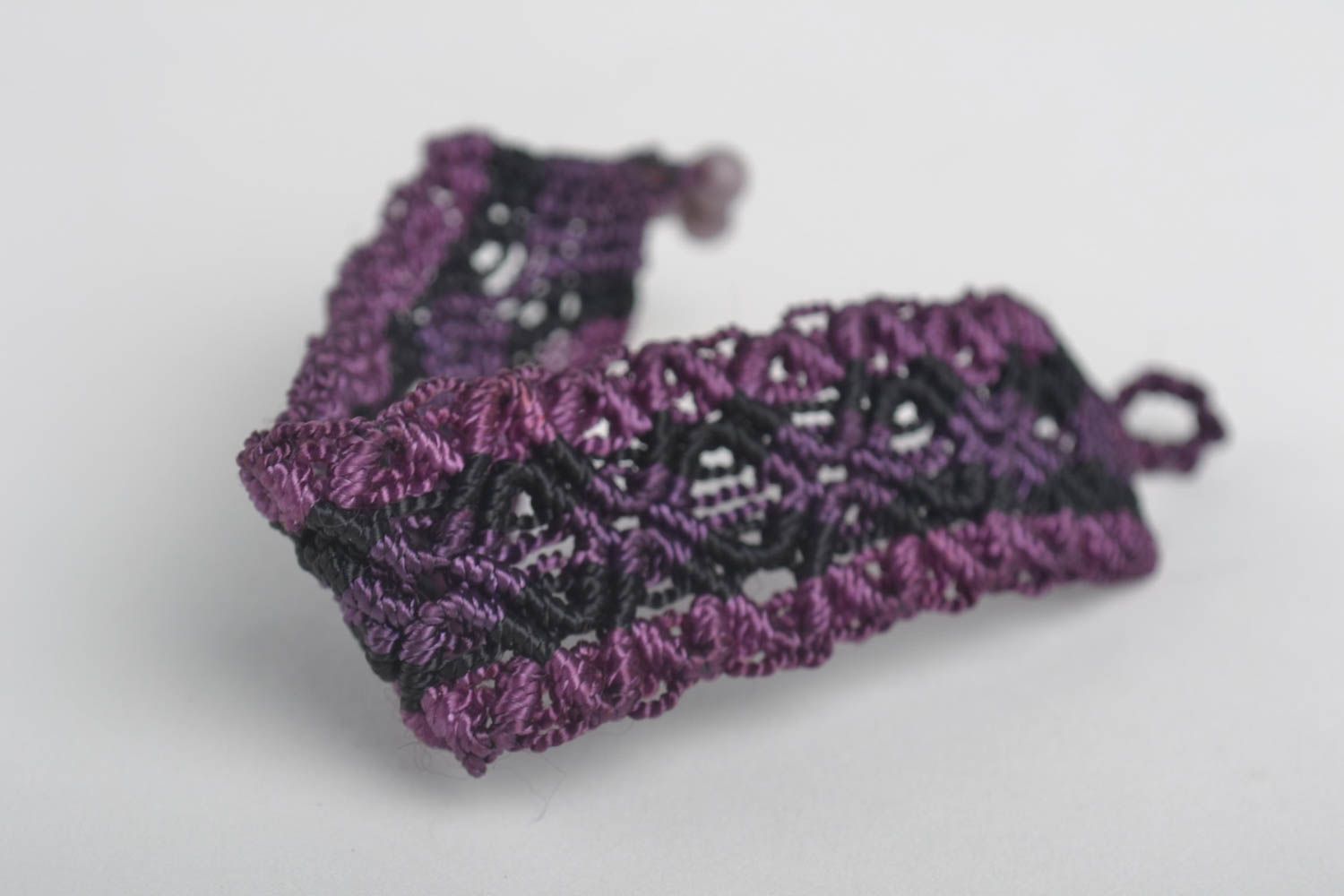 Bracelet textile Bijou fait main violet noir macramé fils Accessoire femme photo 2