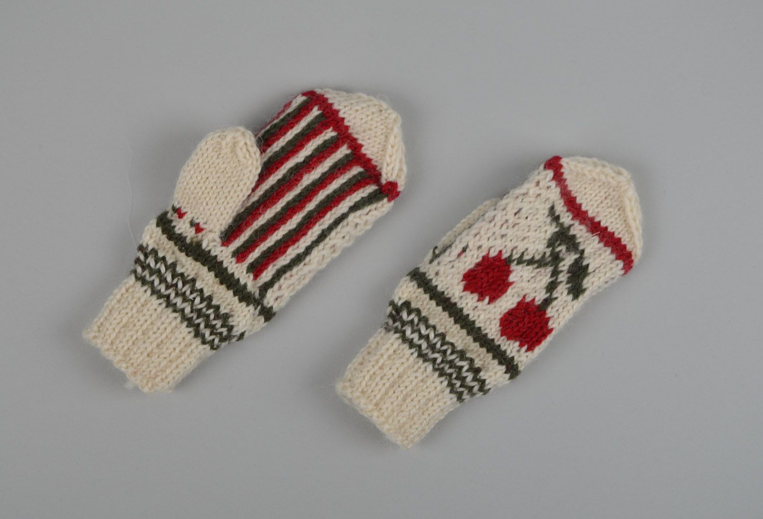 Handmade warm mittens knitted of natural wool with cherries pattern for girls photo 4
