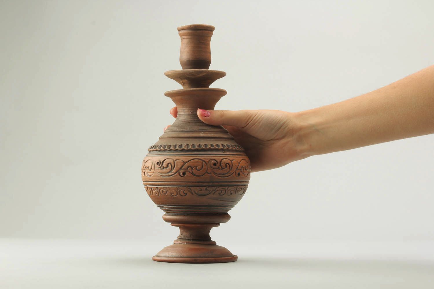Candelero de cerámica hecho a mano foto 2
