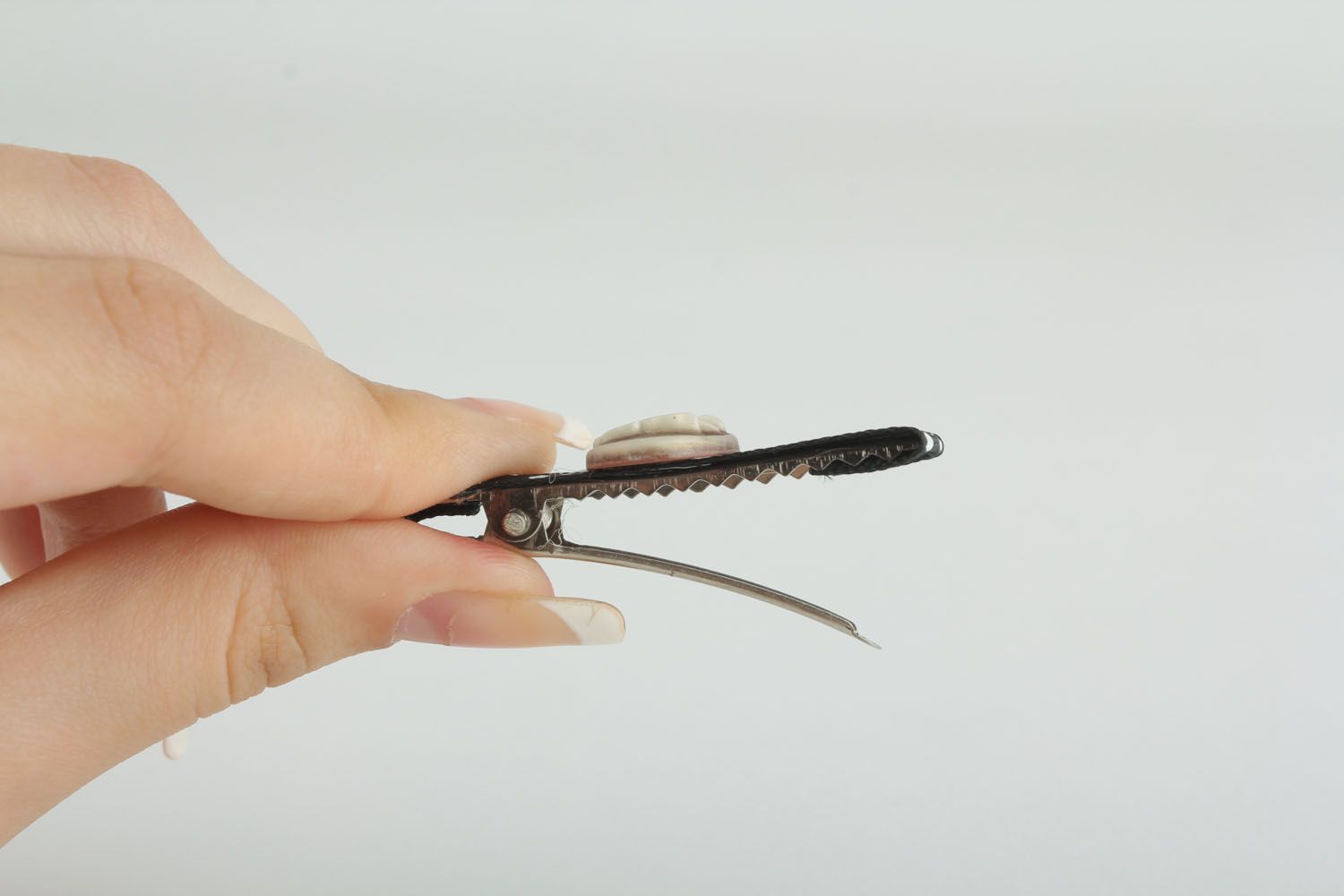 Hair clip made of corded silk ribbon photo 4