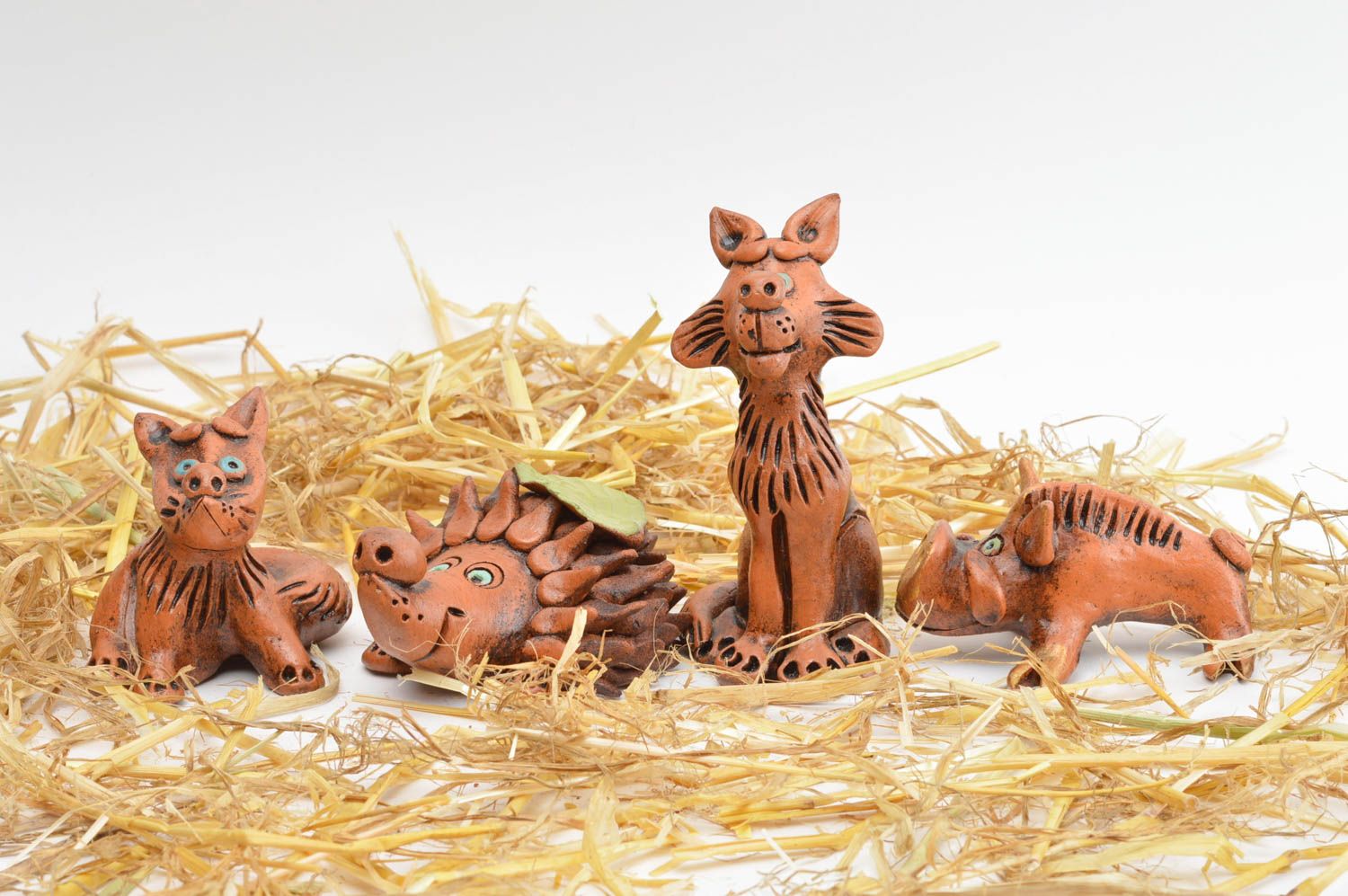 Handmade Keramik Figur Wohnzimmer Deko Figuren aus Ton Set von 4 Stück Tiere foto 1
